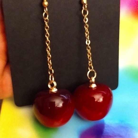 HANDMADE Dangle Chain Red Cherry Earrings - Picture 5 of 8